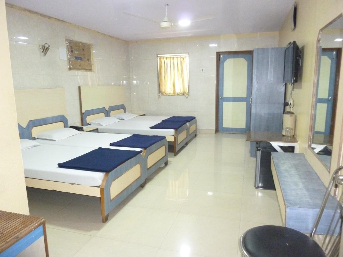 Hotel Stars Mumbai Quarto foto